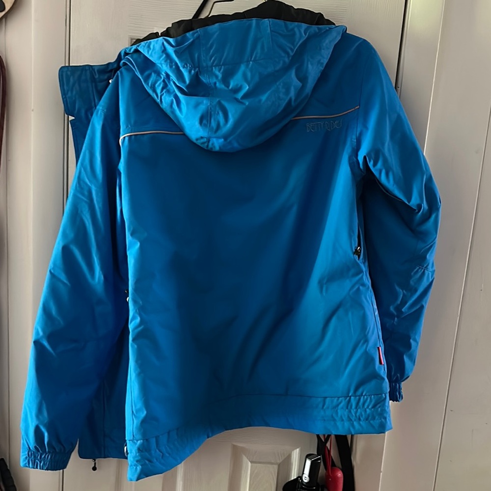 Betty Rides Blue Jacket - Picture 3 of 3